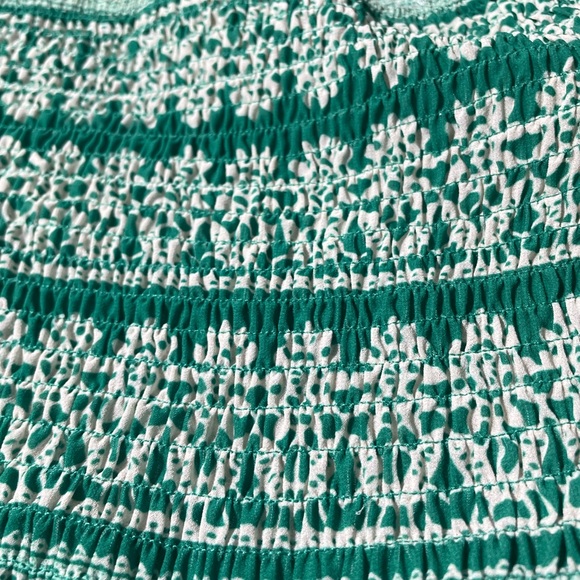 Blousse - Picture 6 of 7